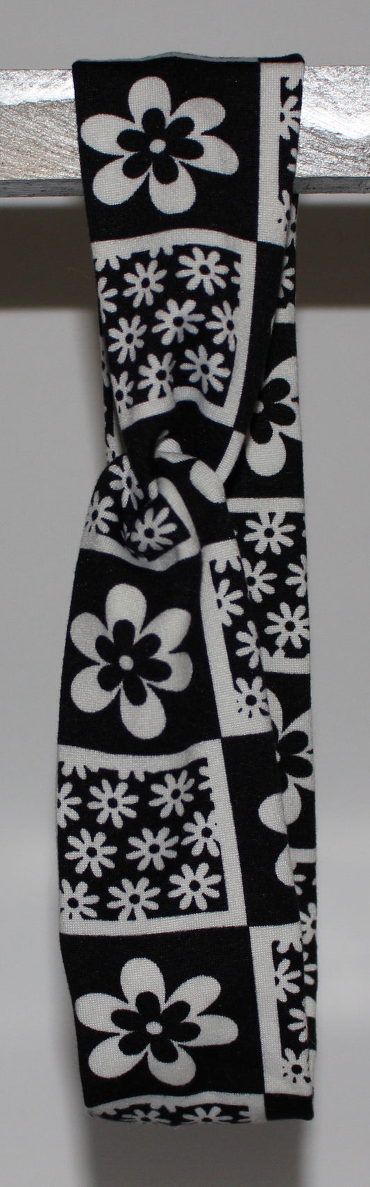 Head Bandz - Black & White Flower Box
